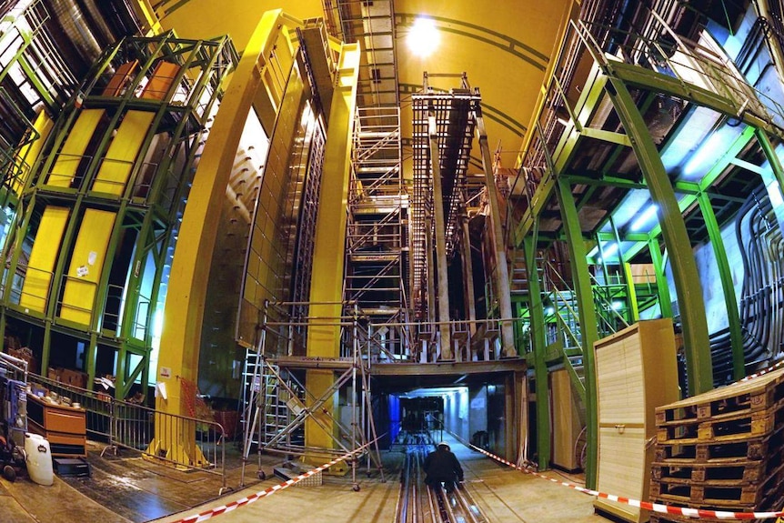 LHCb experiment at the Large Hadron Collider
