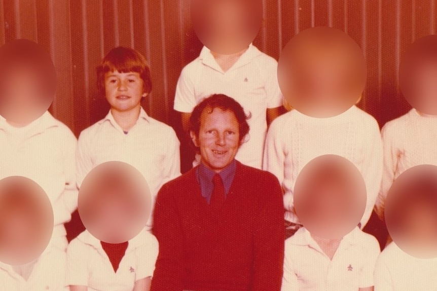 A photo of Rod Owen and the 1976 Beaumaris Primary cricket team.