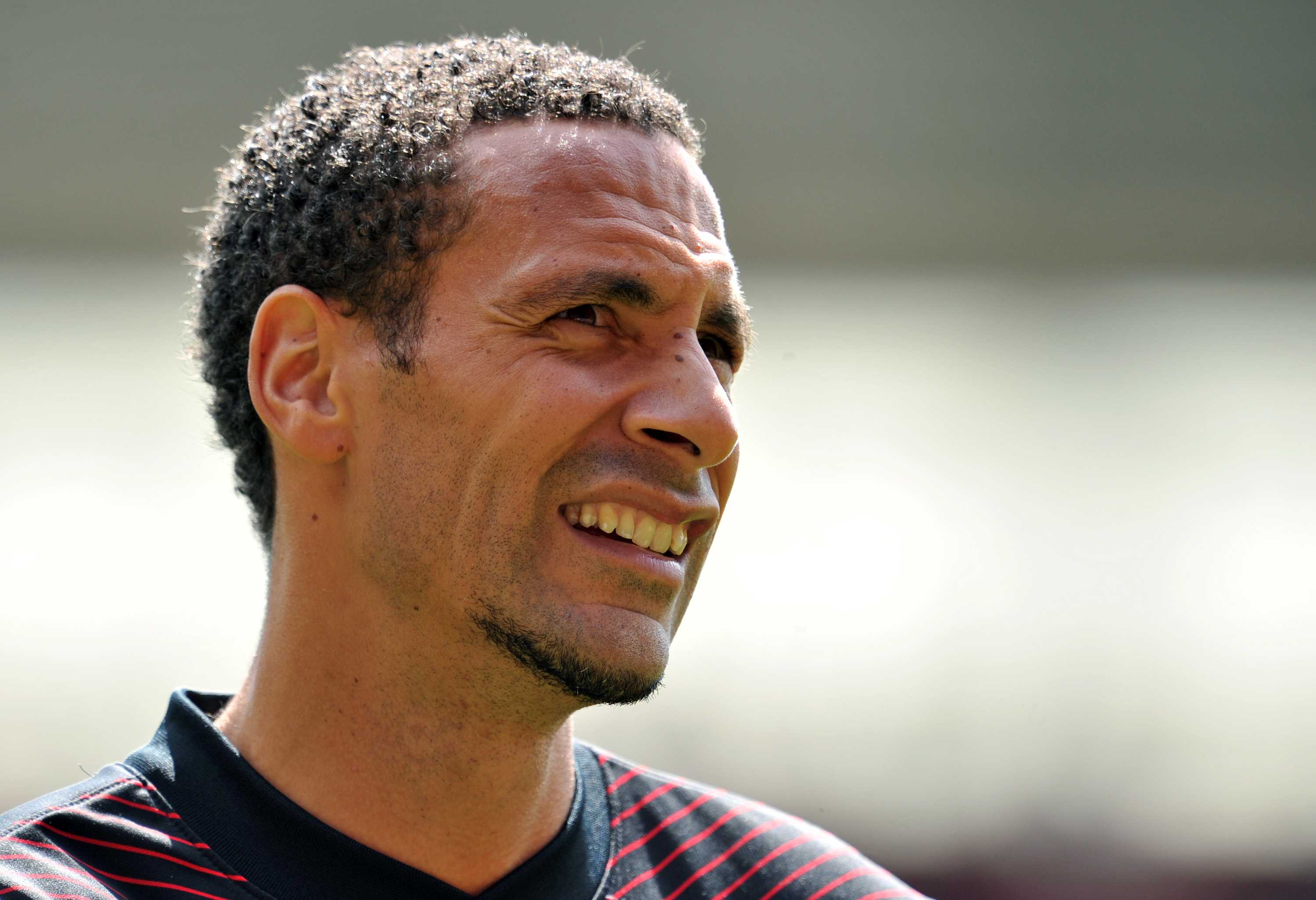Former England Defender Rio Ferdinand Signs For Queen S Park Rangers On Free Transfer Abc News