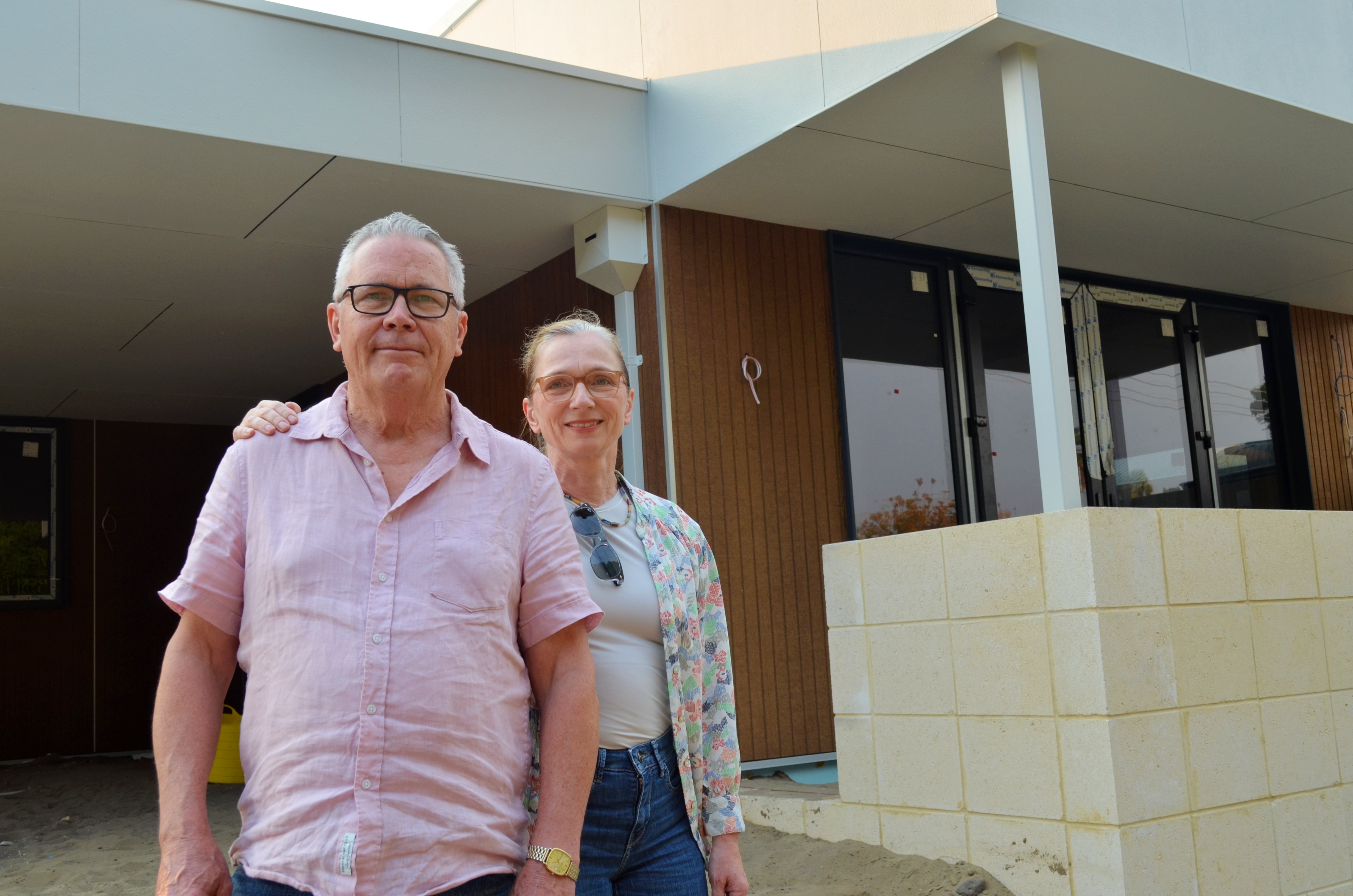 abc.net.au - Yiying Li - How this WA couple cut their build time in half amid housing crisis