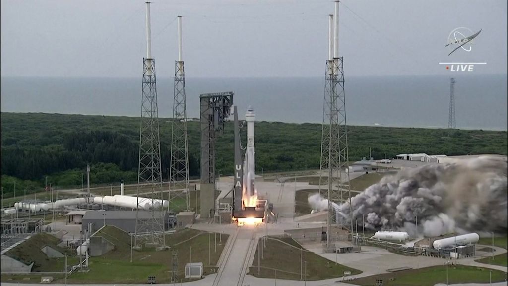 Boeing's Starliner Space Capsule Launched On Key Test Flight To Orbit ...