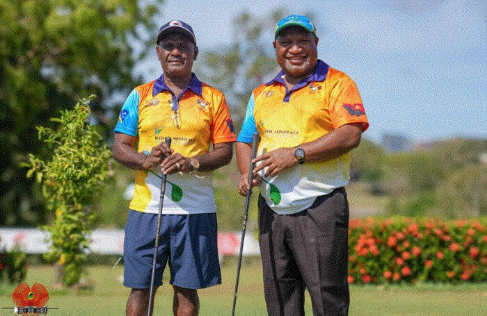 Tupla Praim Minista Jeremiah Menele na James Marape i plei Golf long Port Moresby