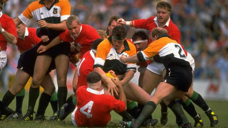 British Lions and Anzac XV opponents playing against each in 1989.