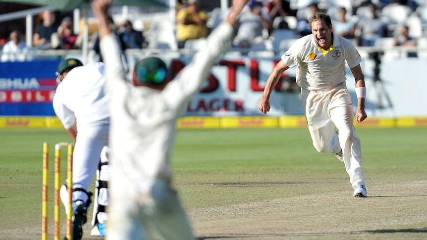 Harris celebrates final wicket in Cape Town