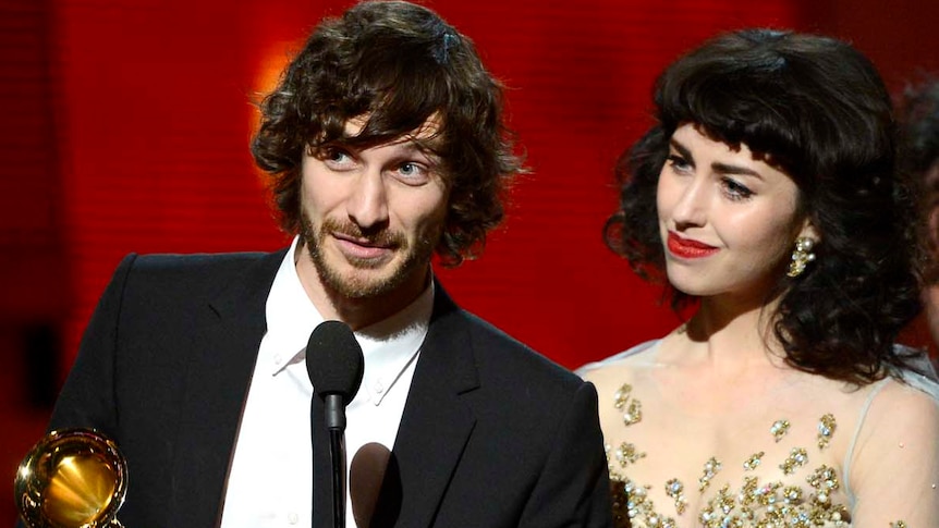 Gotye accepts the Grammy for best record