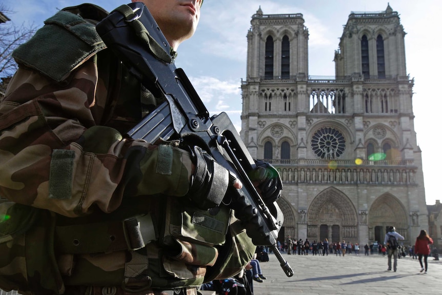 French soldier patrolling outside Notre Dame