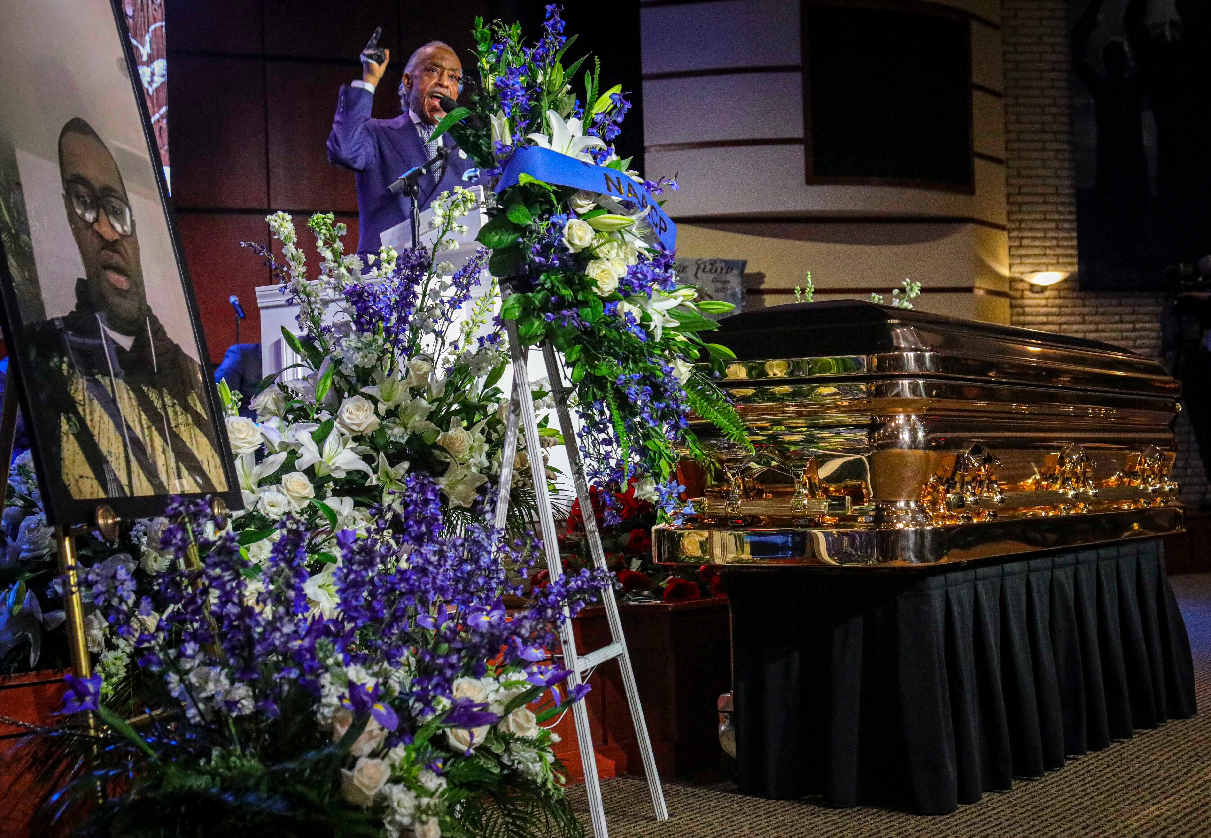 Sharpton Delivers Eulogy - The New York Times