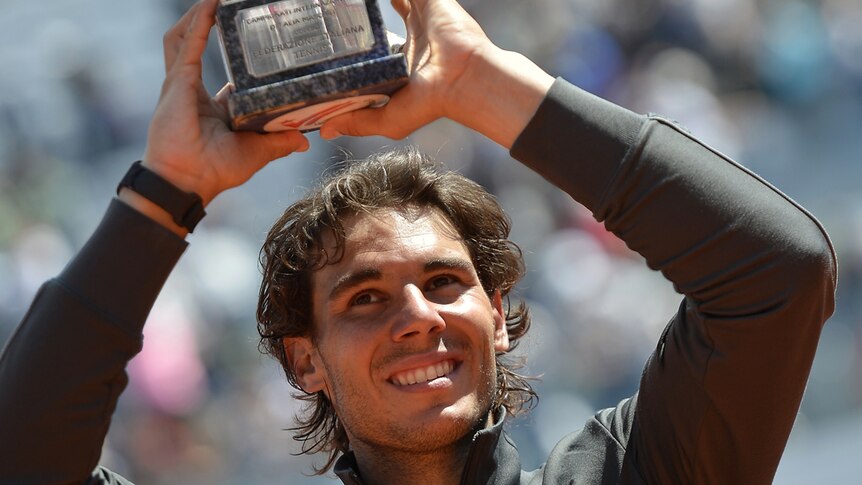 Nadal lifts the Rome Masters trophy