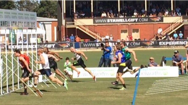 Jack Hale finishes second in Stawell Gift