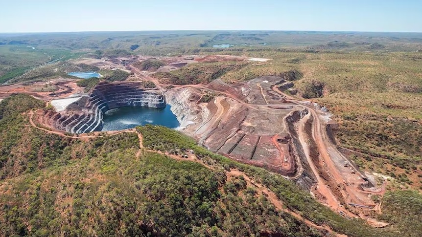 An aerial view of an outback mine.