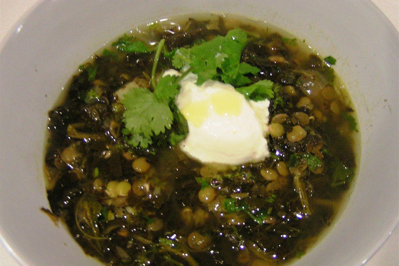 Spinach and lentil soup - ABC Everyday
