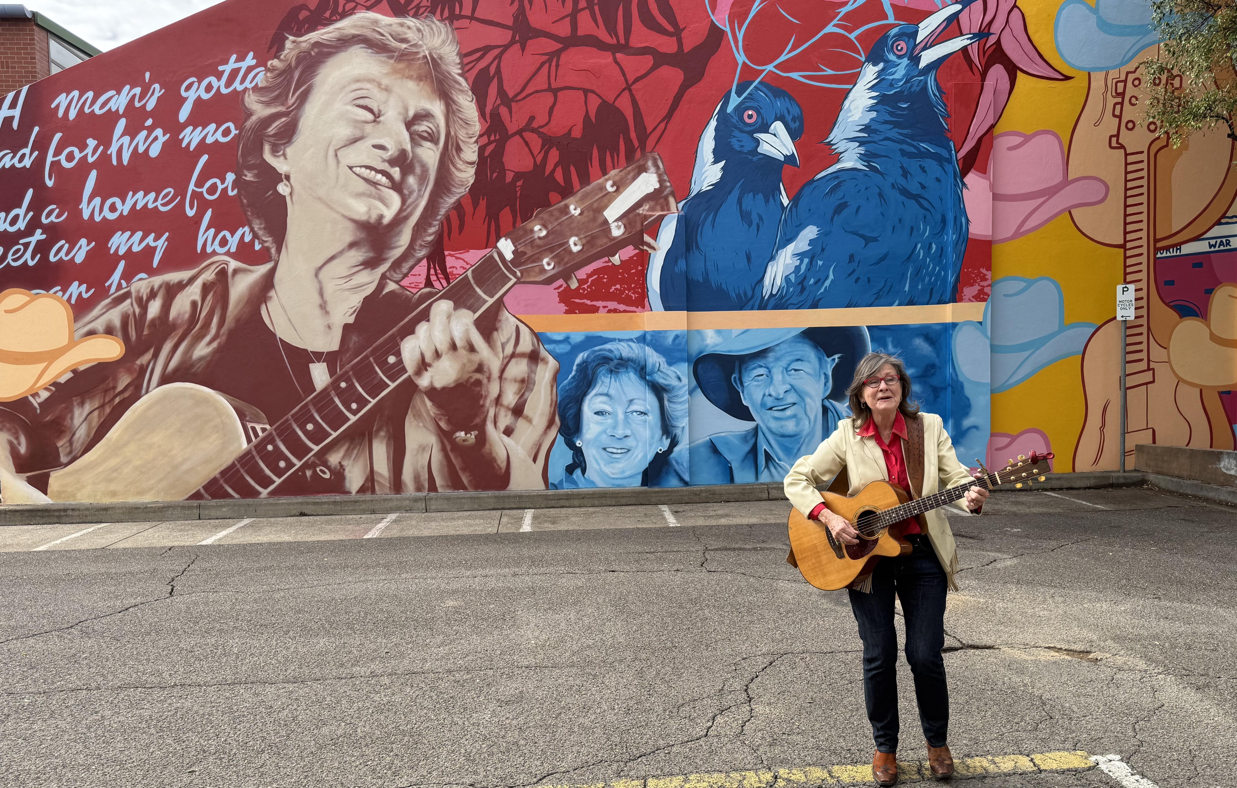 Mural celebrates pioneering star behind Australian country hits