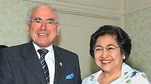 Howard, Megawati meet in Bangkok