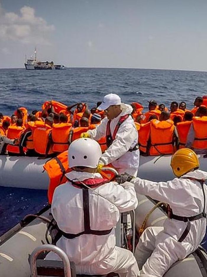 Hundreds missing after boat carrying 700 migrants capsizes in ...