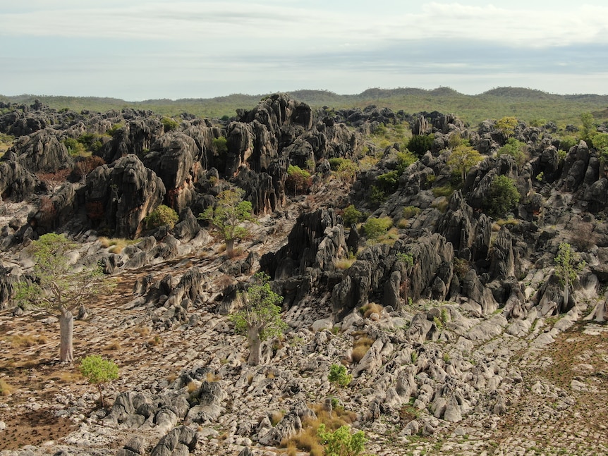 Ganimbiri (Oscar) range shows the beauty and isolation of the land