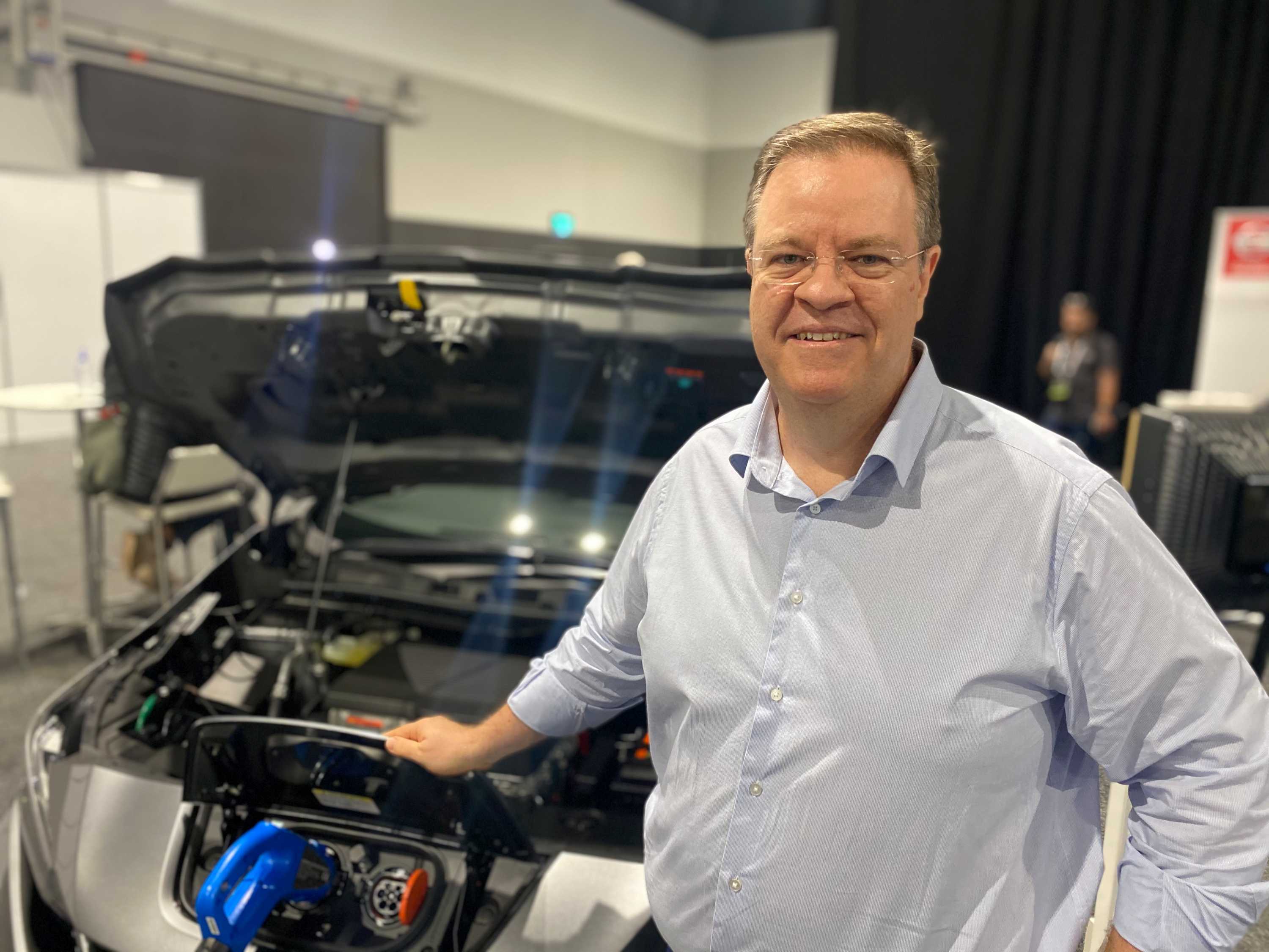 Renewable energy sector calls emergency meeting - ABC listen