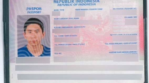 A picture of a fake Indonesia passport.