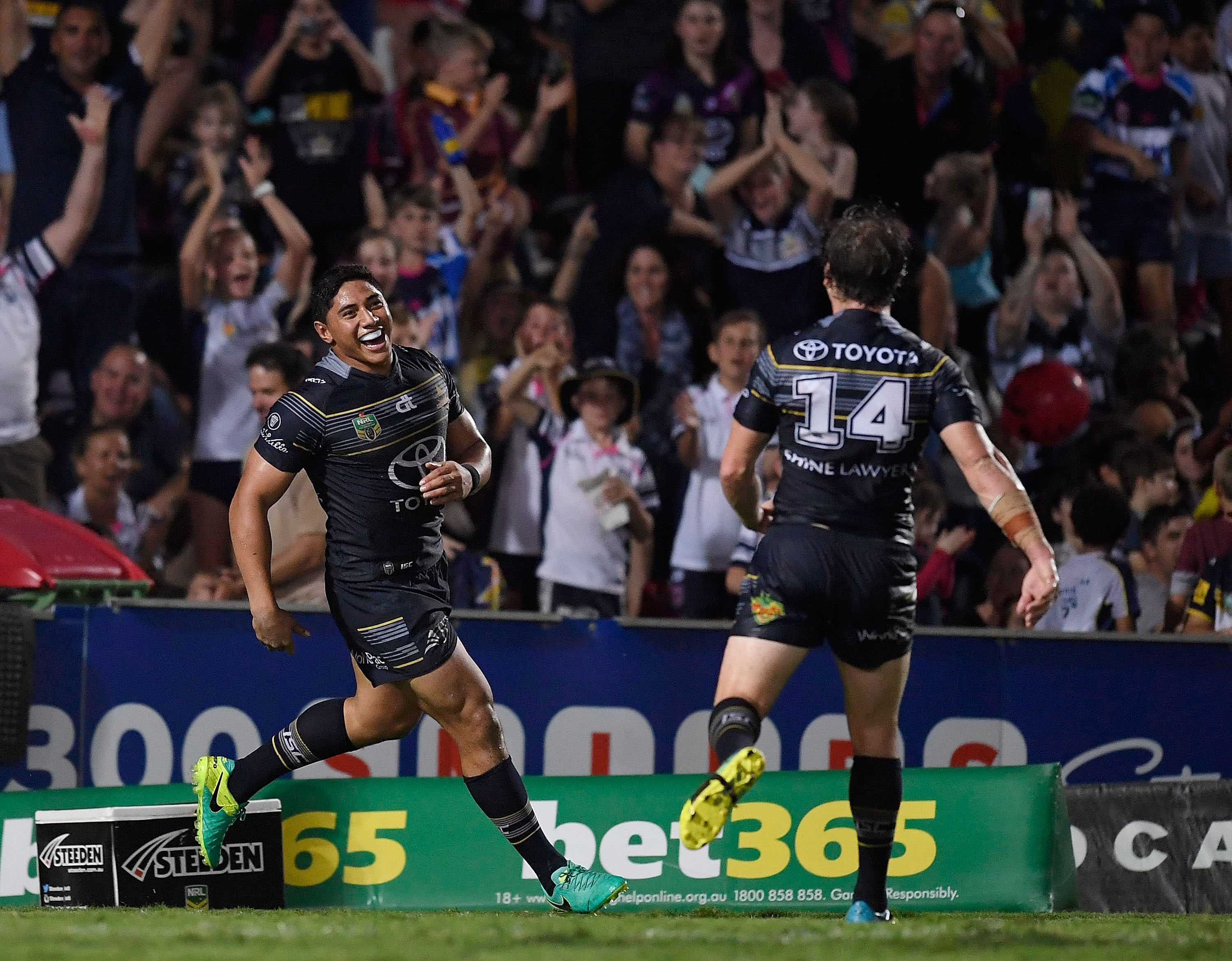 North Queensland Cowboys beat Manly Sea Eagles 30-26 to remain perfect in Townsville in 2016