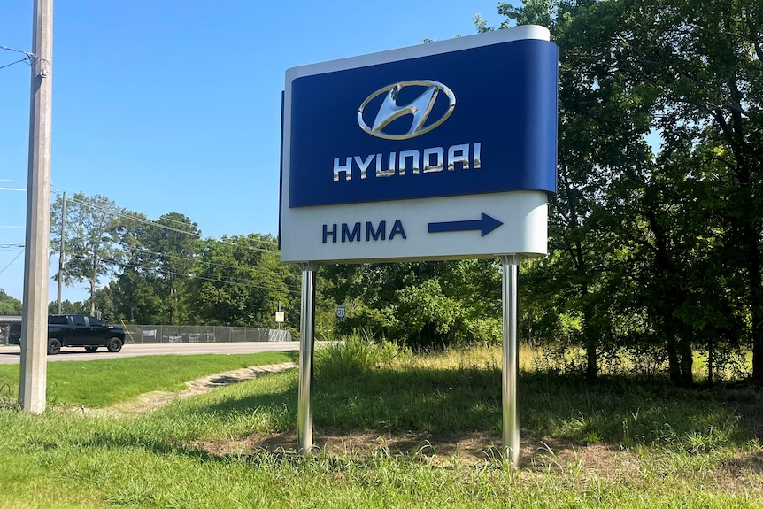 Hyundai firma trabajo infantil SMART