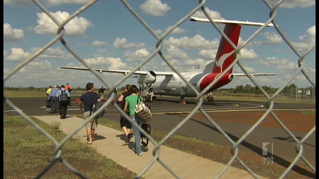 Communities against fly-in, fly-out workforce: survey - ABC News