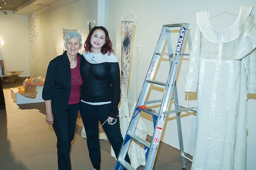 Pam Thorne and Pia Interlandi at set up