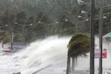Winds pound Philippines coast from Super Typhoon Haiyan
