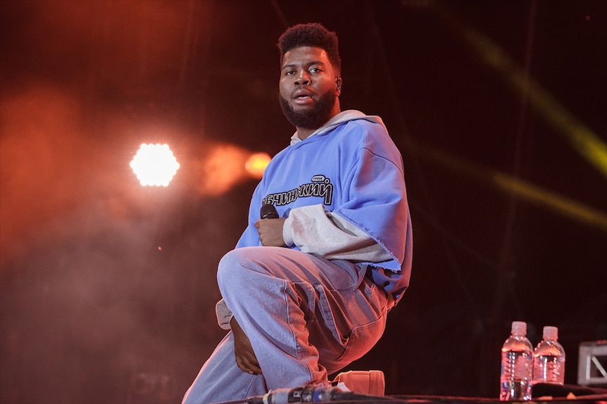 Khalid performing at the Amphitheatre at Splendour In The Grass 2018