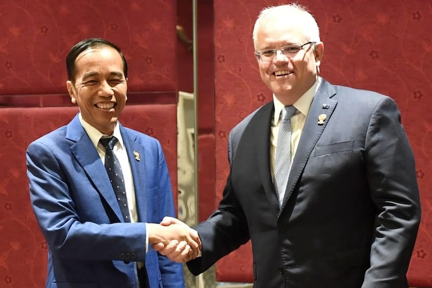 Presiden Jokowi bertemu dengan Perdana Menteri Scott Morrison di Bangkok (4/11/2019).