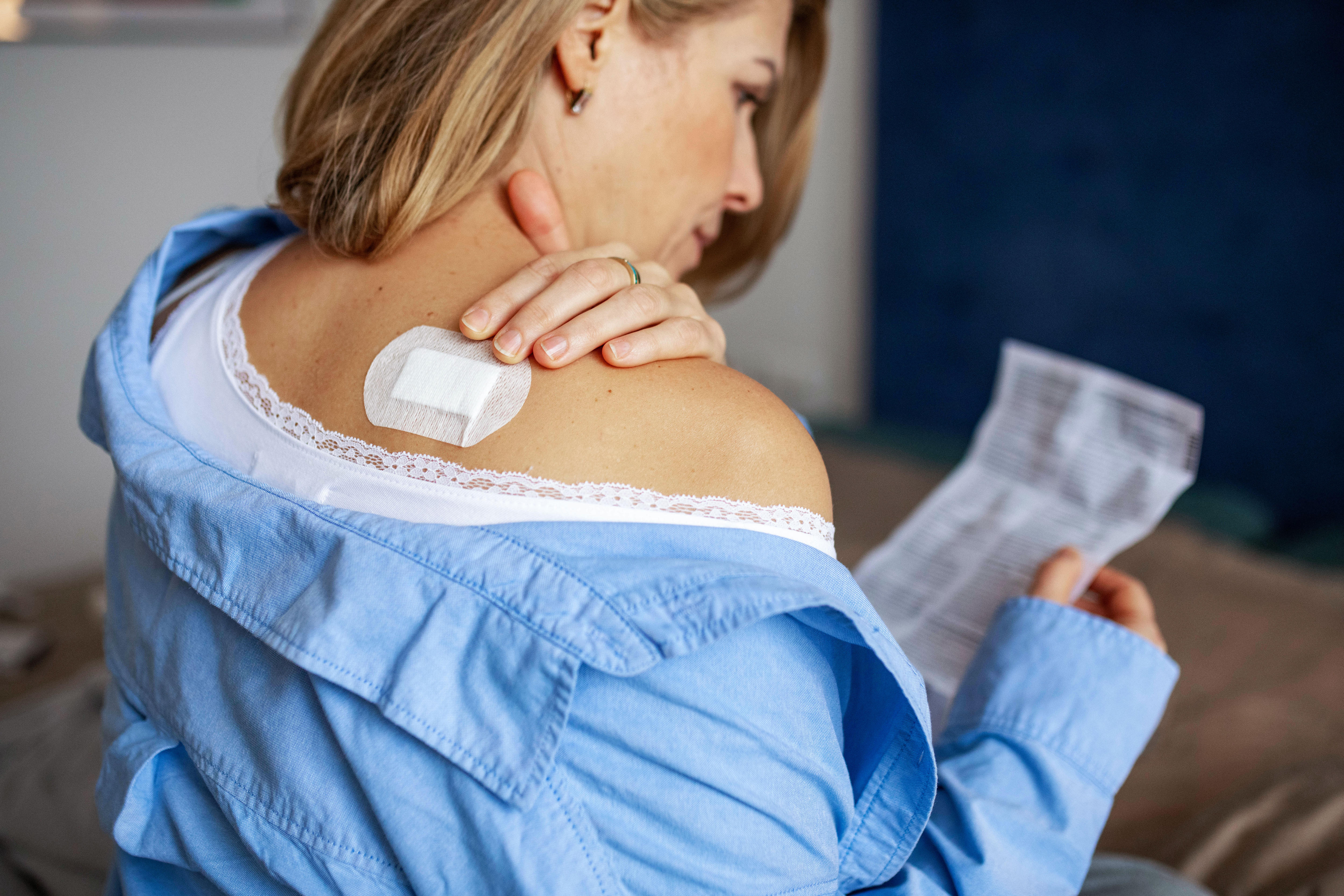 Is there a 'cliff-like' decline at menopause? Australian experts skeptical