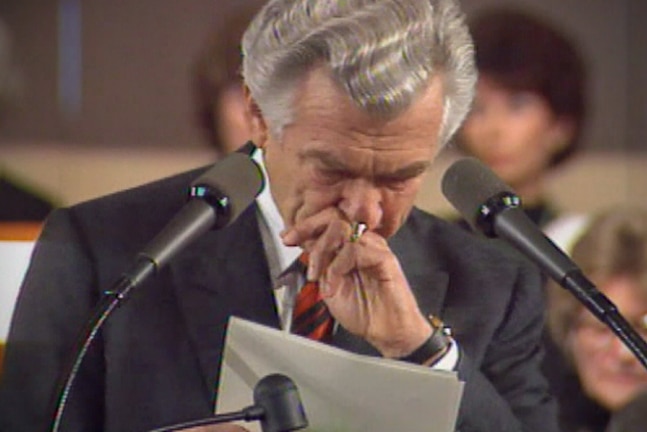 Bob Hawke becomes emotional speaking about the Tiananmen Square massacre