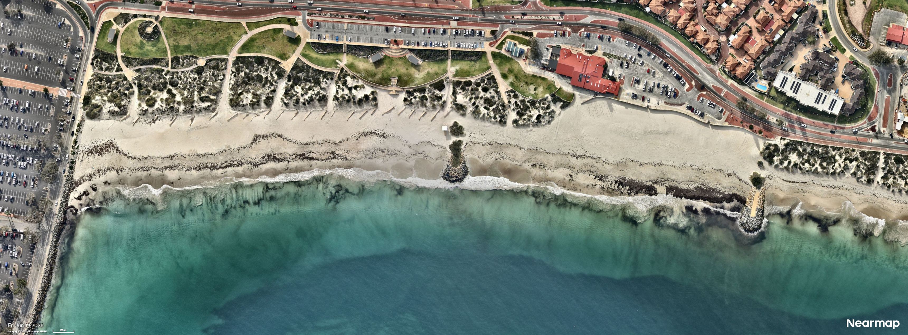 Breaking: Suspected shark attack at Sorrento beach in Perth's north