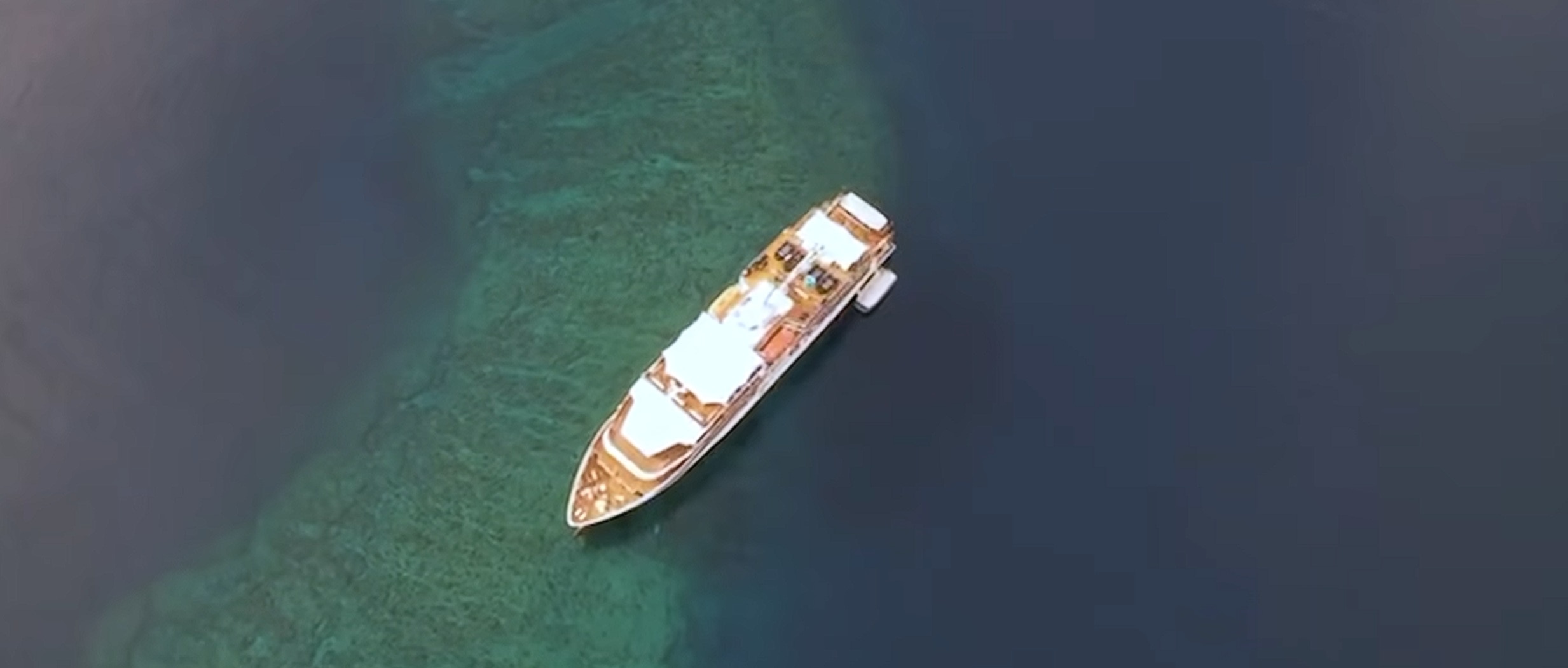 Cruise ship had 'small margin for error' in poor light, report says