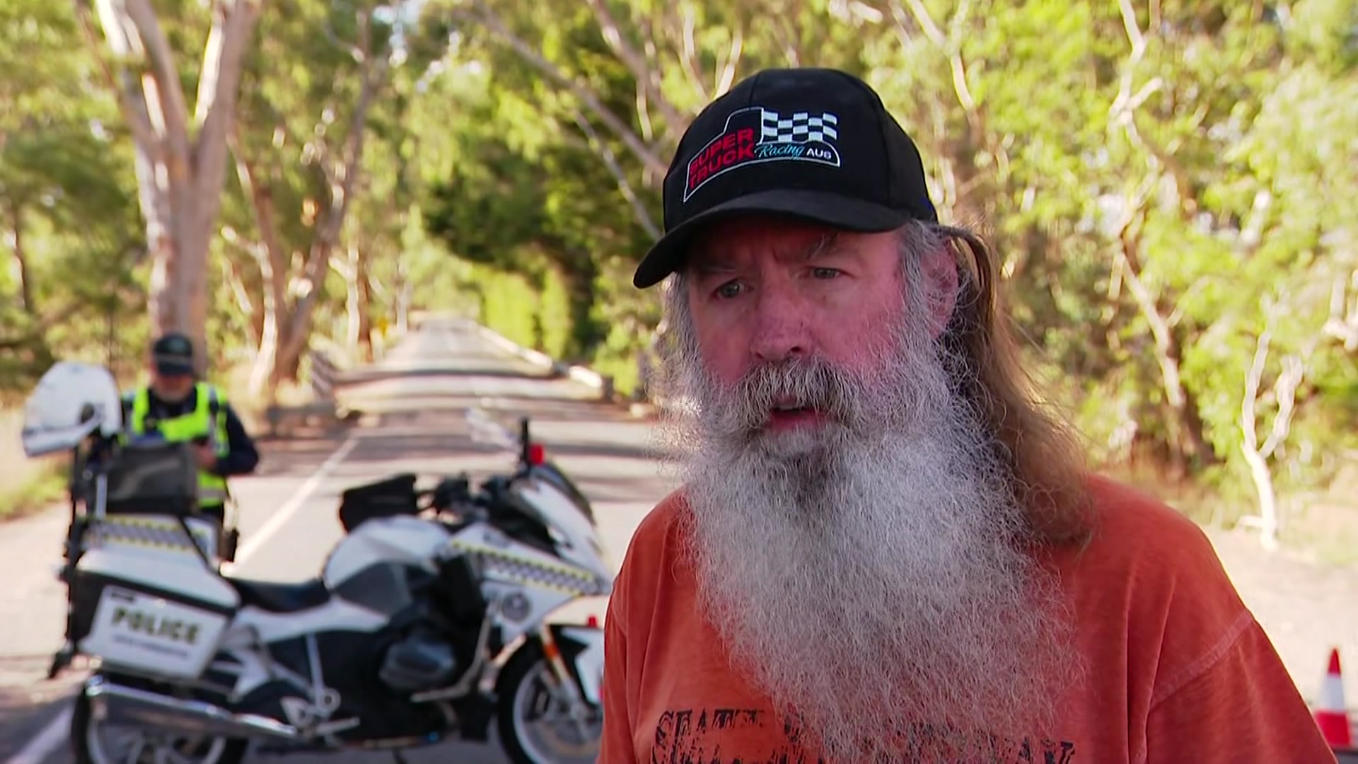 Serious crash involving car and truck near Birdwood in Adelaide Hills - ABC News