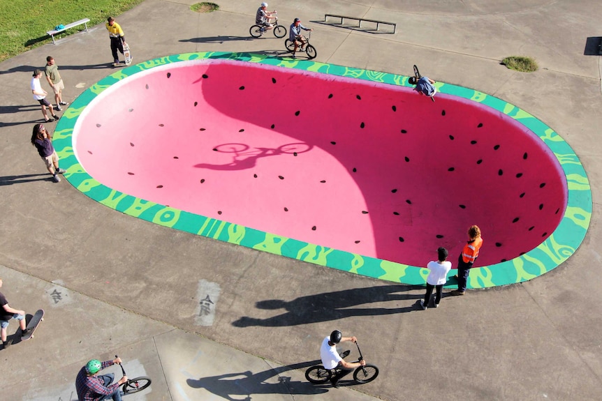 Mount Gambier Skate Park bowl gets a paint job.