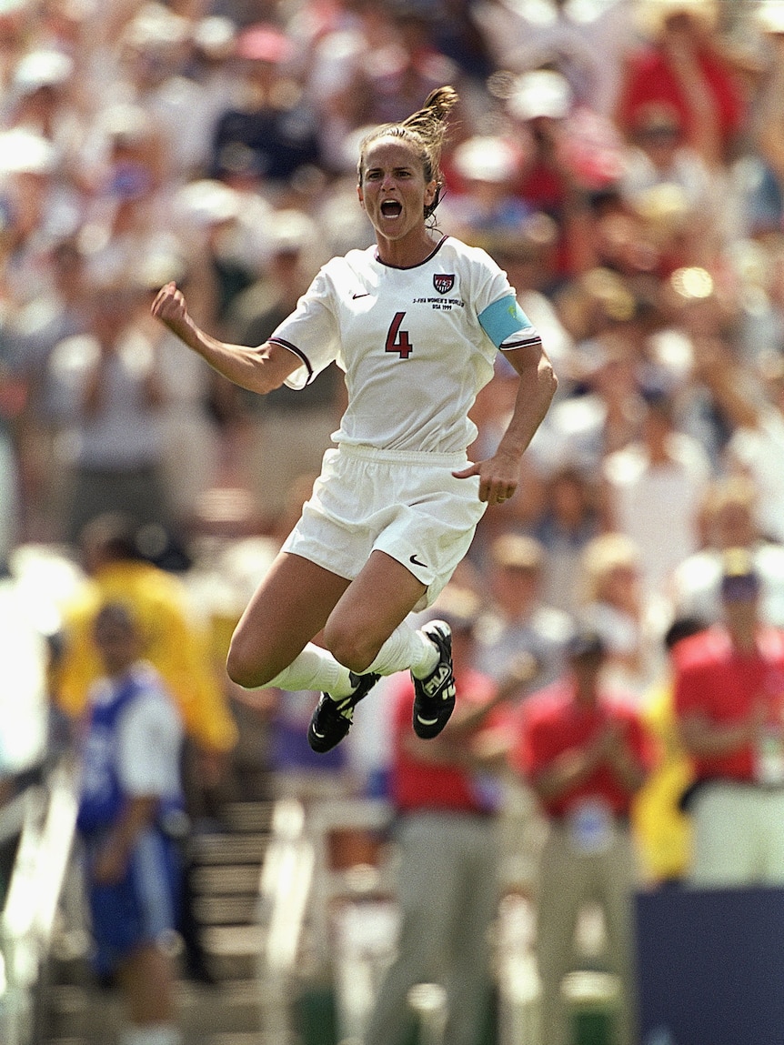 Carla Overbeck of USA celebrates after winning the 1999 Women's World Cup final against China