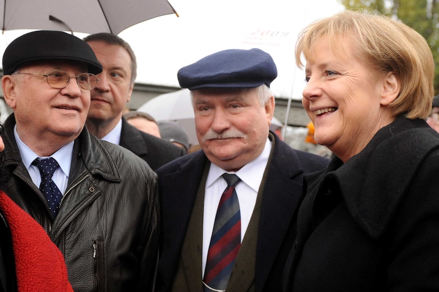 Berlin Merkel Gorbachev Walesa