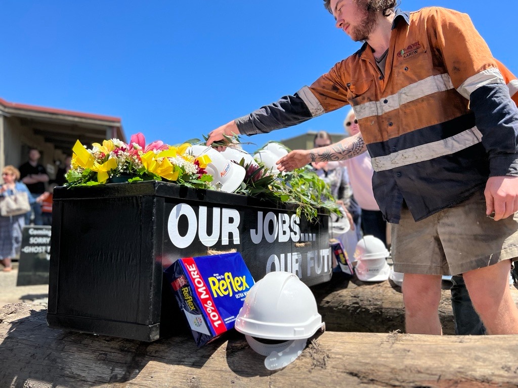 Maryvale paper producing plant to close with loss of up to 200 jobs