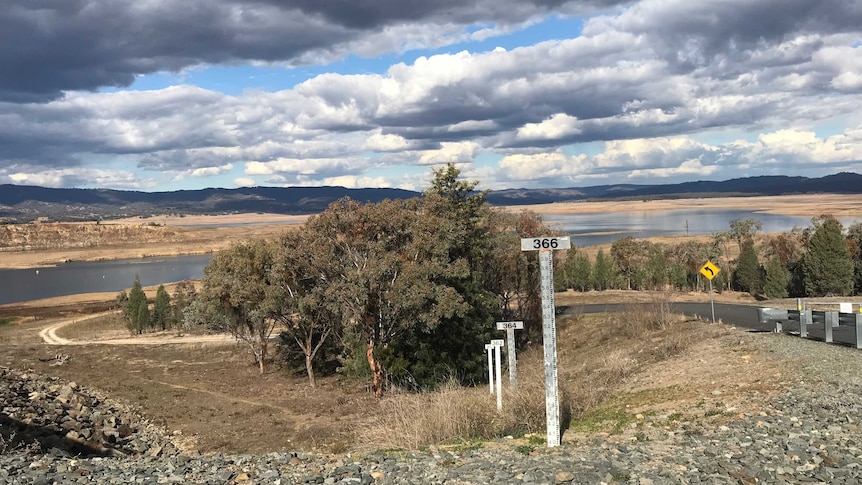 Burrendong Dam at Wellington in NSW has started recovering following recent rain