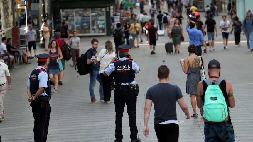 Las Ramblas tourist strip reopens after van attack