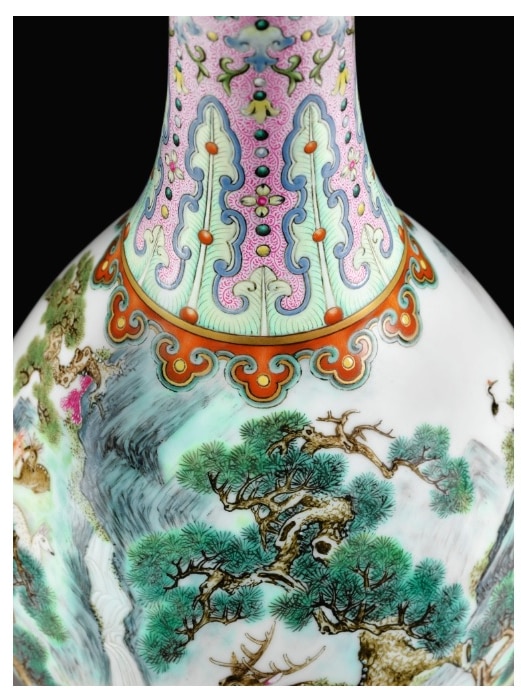 A close up of the designs on an 18th century Chinese vase.