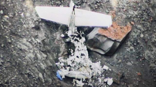 A photo appearing to show the wreckage of a twin-engine Cessna.