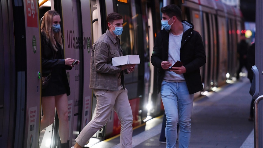 COVID-19 mask mandate on NSW public transport to be scrapped from September 21
