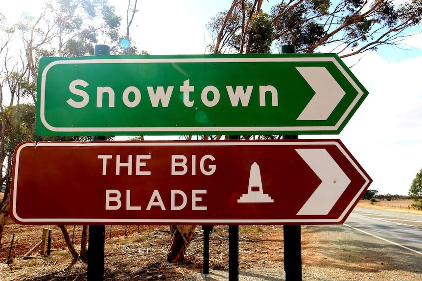 A road sign outside Snowtown on the Augusta Highway.