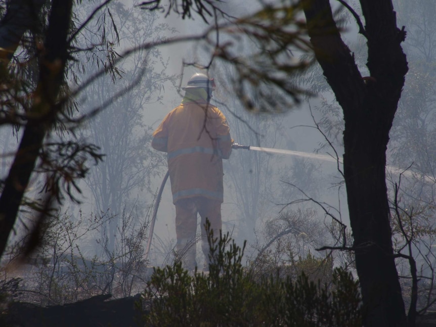 Fire mop up begins as WA blaze contained