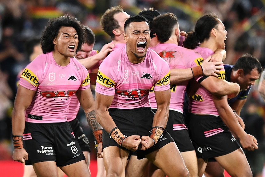 Stephen Crichton screams after winning an NRL preliminary final