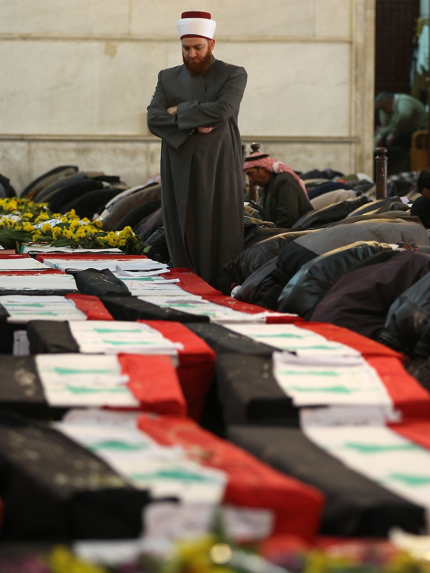 Mass funeral for Damascus twin bombings