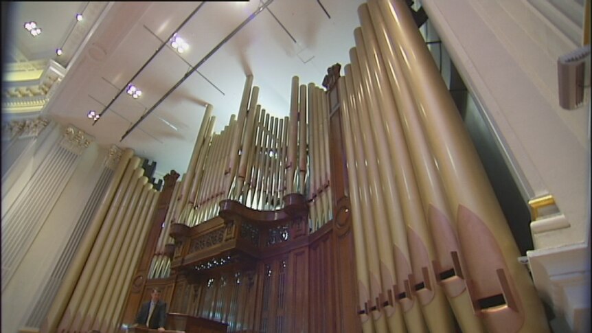 Brisbane City Hall's Father Henry Willis pipe organ