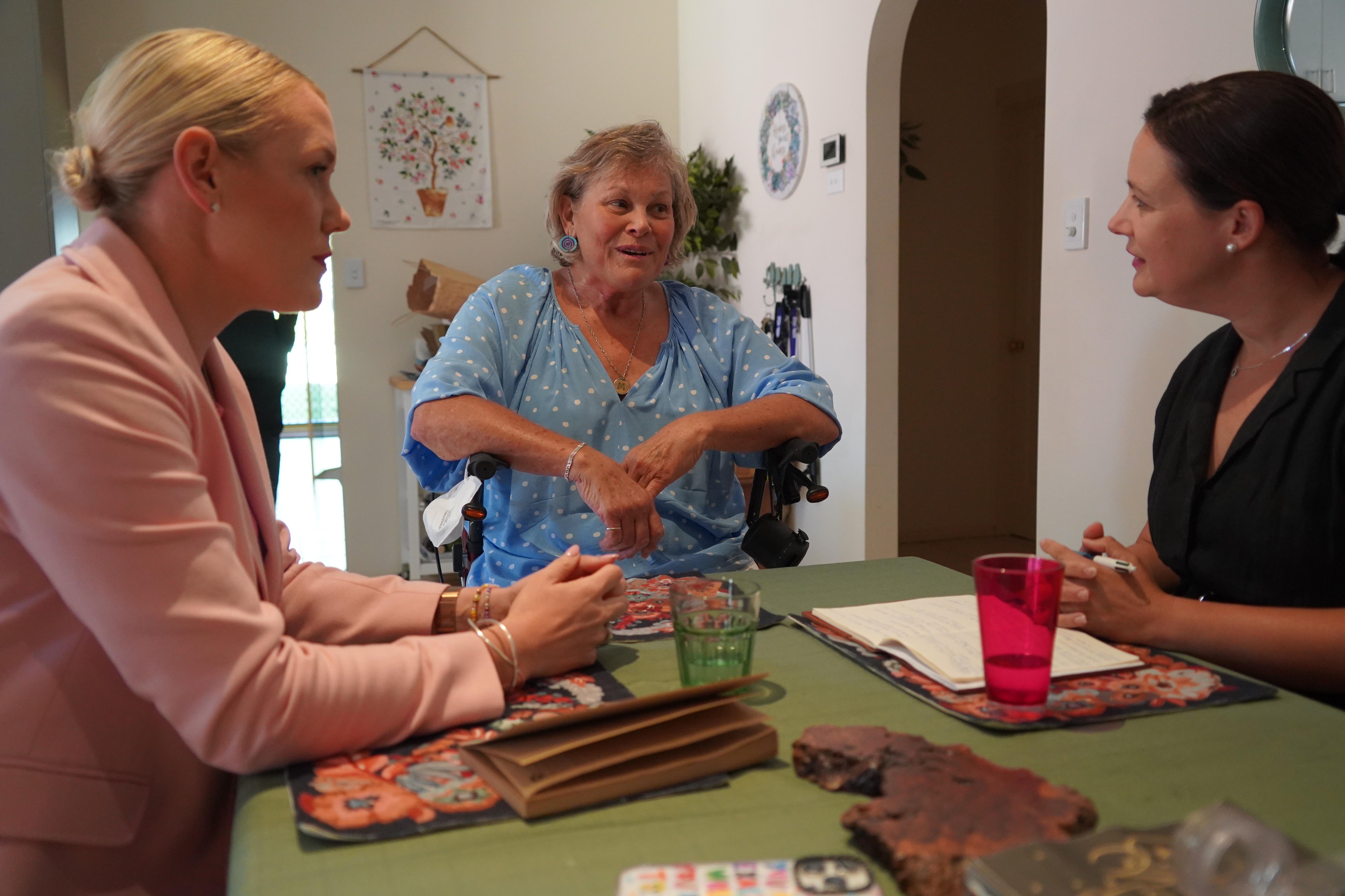 Public health patient demands apology after private health info given to media