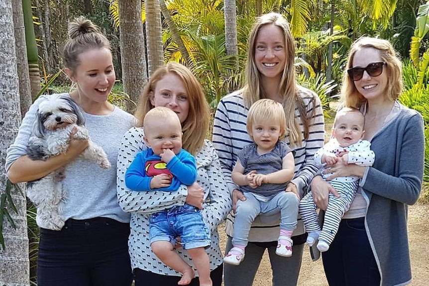 Kellie with her friends Kirsten, Brooke and Lisa and their babies (and fur baby)