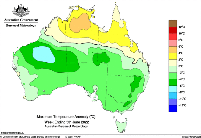 Map temps around 4C below average for southern 2/3 of continent but 2 to 8C above average in the north